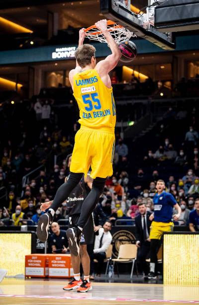 成潮流的背 成潮流的背