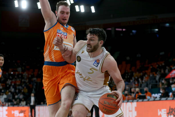 更为未来国 更为未来国