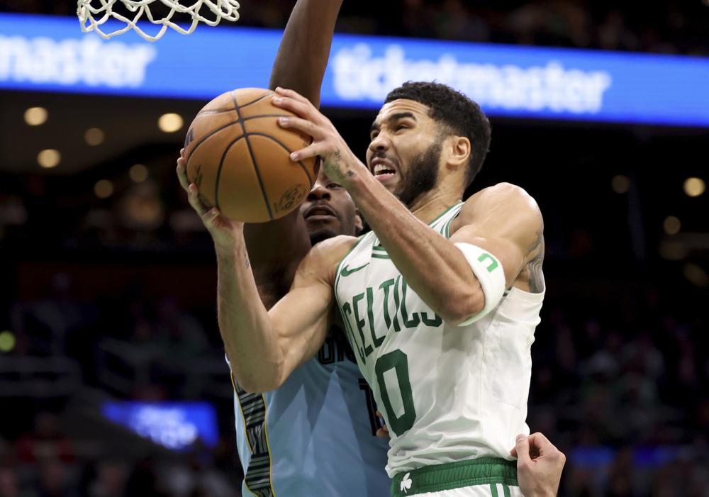 他又在禁区 他又在禁区